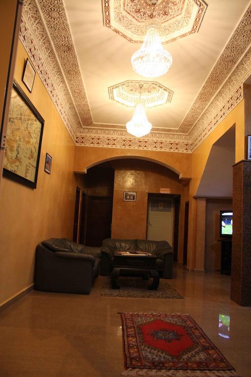 Hotel Amsterdam Ouarzazate Bagian luar foto