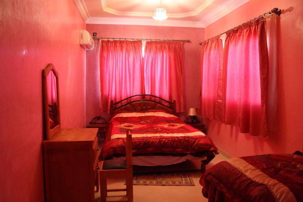 Hotel Amsterdam Ouarzazate Ruang foto
