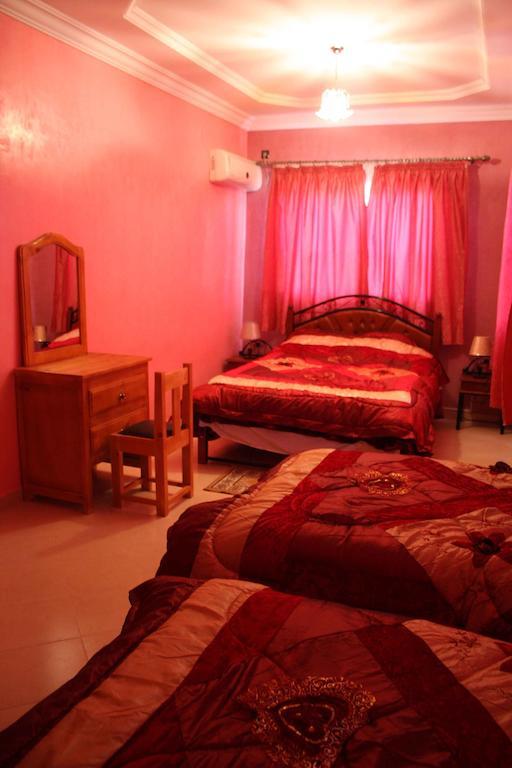Hotel Amsterdam Ouarzazate Bagian luar foto