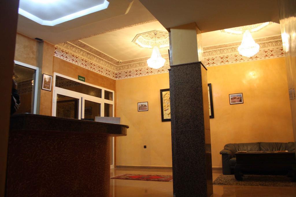 Hotel Amsterdam Ouarzazate Bagian luar foto
